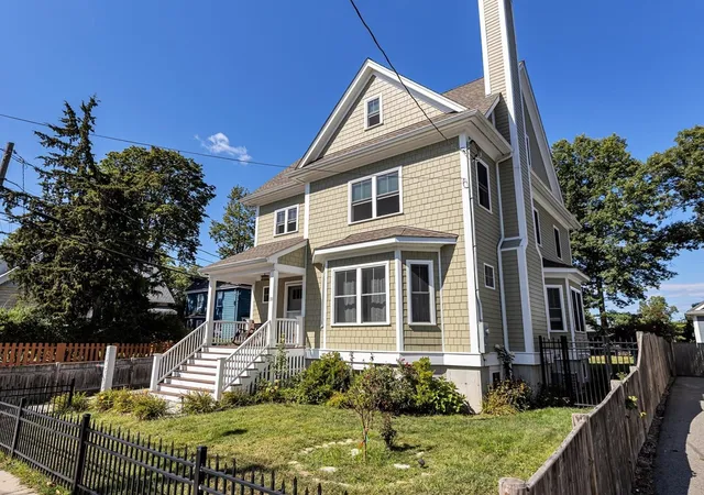 Photo 2 of Single family home for sale at 131 Gardner St, West Roxbury, MA 02132 | MLS# 73574277 | Listing updated on 2026-10-04