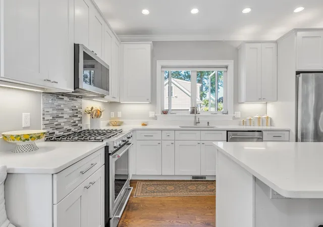 Photo 3 of Single family home for sale at 131 Gardner St, West Roxbury, MA 02132 | MLS# 73574277 | Listing updated on 2026-10-04