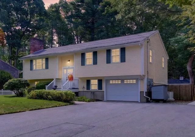 Single family home for sale at 165 Forest St, South Hamilton, MA 01982 | MLS# 73578136