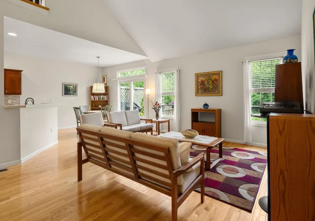 Listing Photo 5 - Condo for sale in building located at 31 Stonebridge Dr, Hanson, MA 02341 - Unit #31