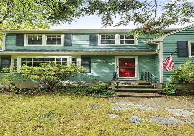 Photo 3 of Single family home for sale at 77 Warren Rd, Ashland, MA 01721 | MLS# 73585720 | Listing updated on 2026-10-05