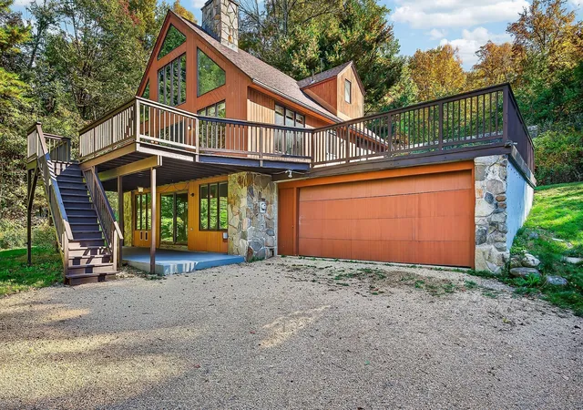 Photo 2 of Single family home for sale at 73 Hardwick Pond Rd, Ware, MA 01082 | MLS# 73587162 | Listing updated on 2026-10-15