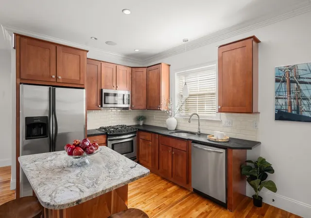 Photo 2 of Condo for sale at 35 White Pl #3, Brookline, MA 02445 | MLS# 73573604 | Listing updated on 2026-09-17