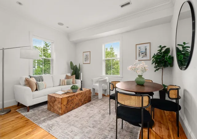 Photo 4 of Condo for sale at 35 White Pl #3, Brookline, MA 02445 | MLS# 73573604 | Listing updated on 2026-09-17