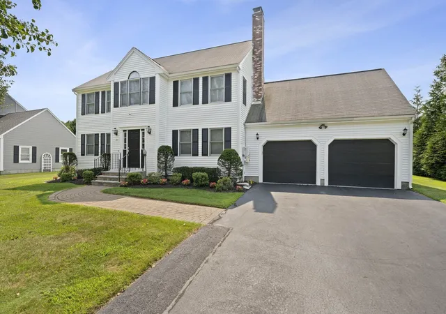 Photo 2 of Sale Pending at 27 Sparrow Rd, Stoughton, MA 02072 | MLS# 73574376 | Listing updated on 2026-10-07