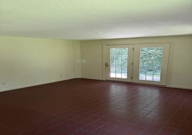 Photo 4 of Single family home for sale at 16 Flint Rd, Oakham, MA 01068 | MLS# 73572311 | Listing updated on 2026-09-06