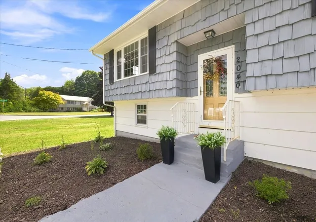 Photo 3 of Single family home for sale at 2040 Central St, Stoughton, MA 02072 | MLS# 73580927 | Listing updated on 2026-09-26