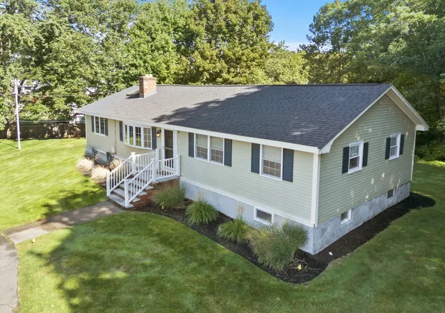 Photo 2 of Single family home for sale at 31 Columbus Rd, Woburn, MA 01801 | MLS# 73576063 | Listing updated on 2026-09-15