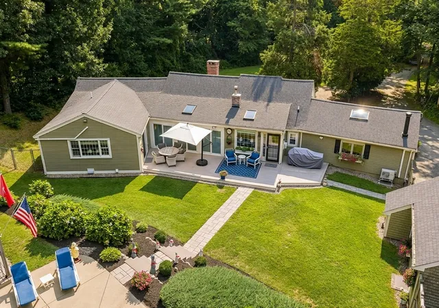 Photo 3 of Sale Pending at 781 Ferry St, Marshfield, MA 02050 | MLS# 73570535 | Listing updated on 2026-09-28