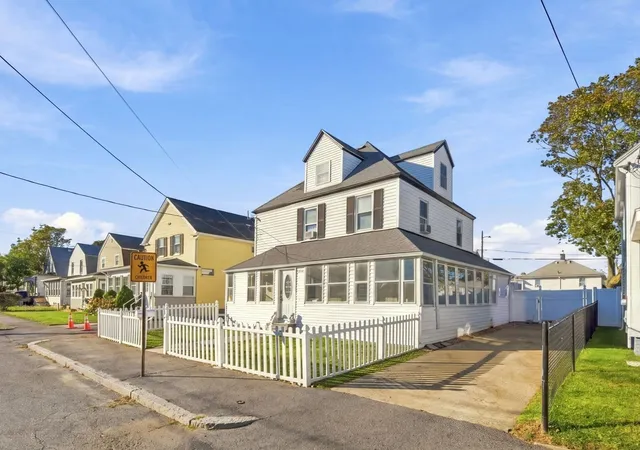 Photo 2 of Single family home for sale at 20 Bell St, Quincy, MA 02169 | MLS# 73588260 | Listing updated on 2026-10-12