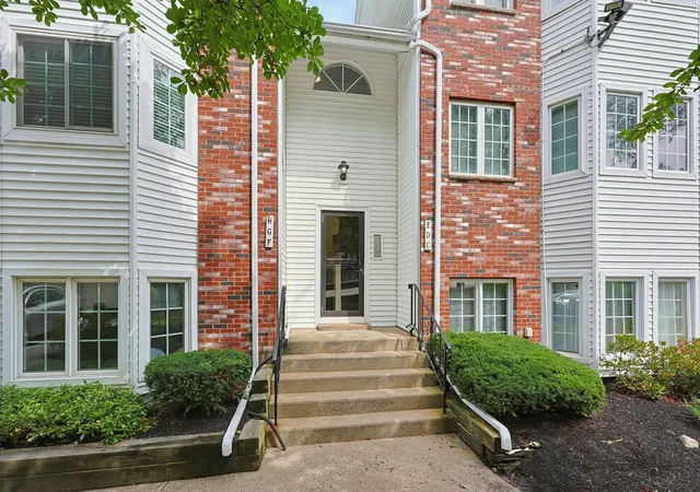 Photo 1 of Sale Pending at 117 Tall Oaks Dr #G, South Weymouth, MA 02190 | MLS# 73570948 | Listing updated on 2026-09-29
