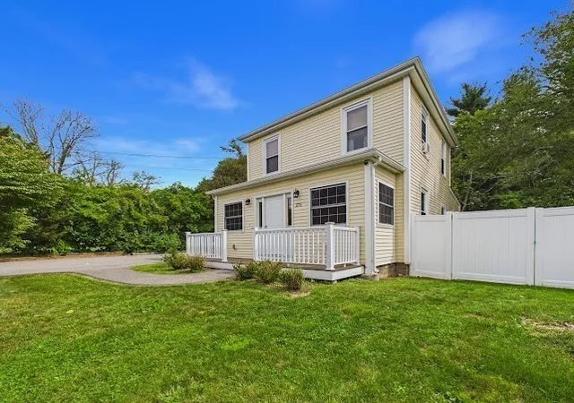 Photo 3 of Single family home for sale at 275 Holmes St, Halifax, MA 02338 | MLS# 73574807 | Listing updated on 2026-09-15