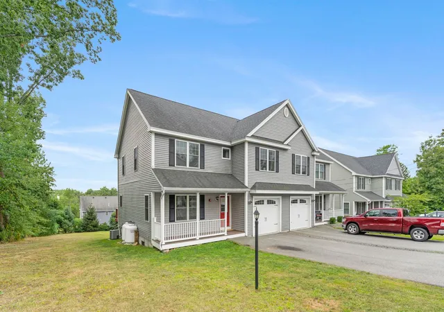 Photo 3 of Single family home for sale at 2 Mackenzie Way #2, Haverhill, MA 01832 | MLS# 73570987 | Listing updated on 2026-09-18