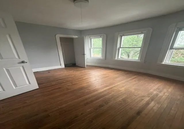 Photo 3 of House for sale at 335 Oakland St, Springfield, MA 01108 | MLS# 73573873 | Listing updated on 2026-09-13