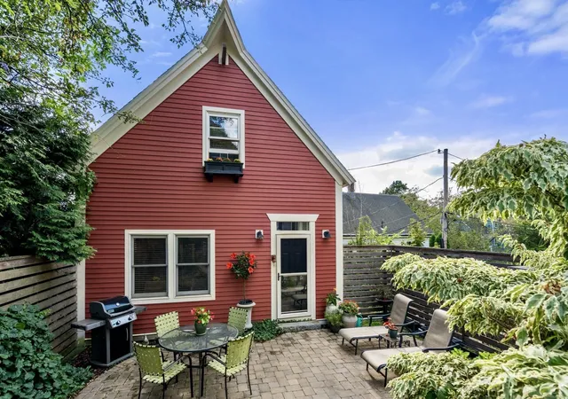 Photo 2 of Sale Pending at 10 Symmes St #4, Roslindale, MA 02131 | MLS# 73582015 | Listing updated on 2026-10-16