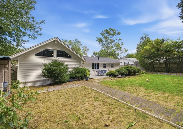 Photo 3 of Sale Pending at 7 Philip Rd, Framingham, MA 01701 | MLS# 73575325 | Listing updated on 2026-10-09