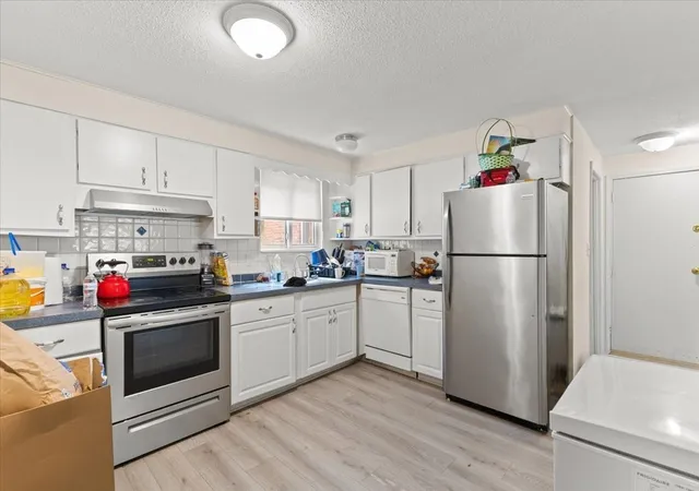 Photo 3 of Condo for sale at 10 Royal Dane Dr #79, Marshfield, MA 02050 | MLS# 73572937 | Listing updated on 2026-09-12