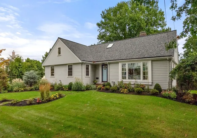 Photo 1 of Sale Pending at 253 Pond St, Winchester, MA 01890 | MLS# 73574477 | Listing updated on 2026-09-28