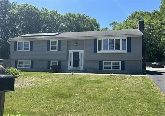 Photo 1 of Single family home for sale at 75 Dale Ave, Leominster, MA 01453 | MLS# 73570958 | Listing updated on 2026-09-06