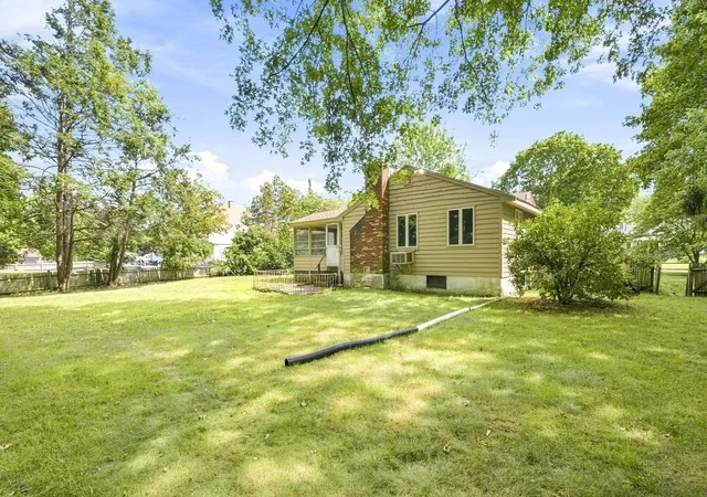 Photo 4 of Sale Pending at 8 Charlesgate Rd, Walpole, MA 02081 | MLS# 73570822 | Listing updated on 2026-09-09