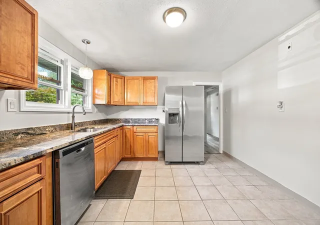 Photo 3 of Single family home for sale at 96 Shady Brk Ln, Springfield, MA 01118 | MLS# 73574770 | Listing updated on 2026-10-26