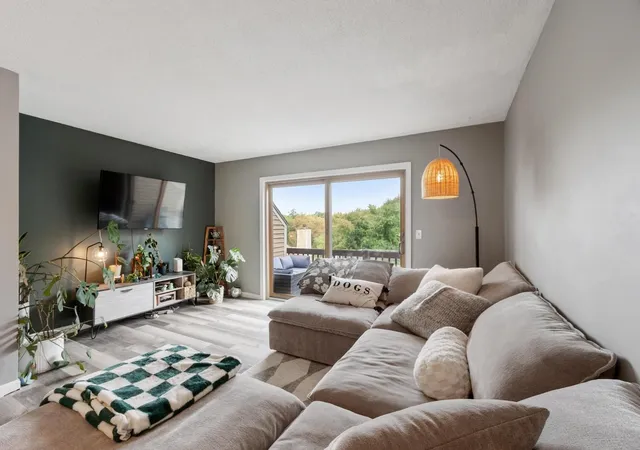 Photo 1 of Sale Pending at 41 Hunters Run Pl #41, Haverhill, MA 01832 | MLS# 73574141 | Listing updated on 2026-09-15