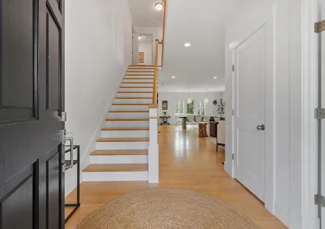 Photo 3 of Single family home for sale at 284 Elsinore St, Concord, MA 01742 | MLS# 73575213 | Listing updated on 2026-09-14