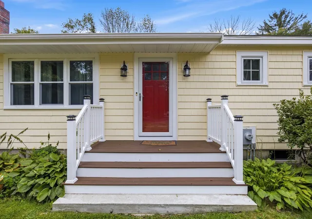 Photo 2 of Single family home for sale at 9 Felton Ln, West Newbury, MA 01985 | MLS# 73572795 | Listing updated on 2026-09-19