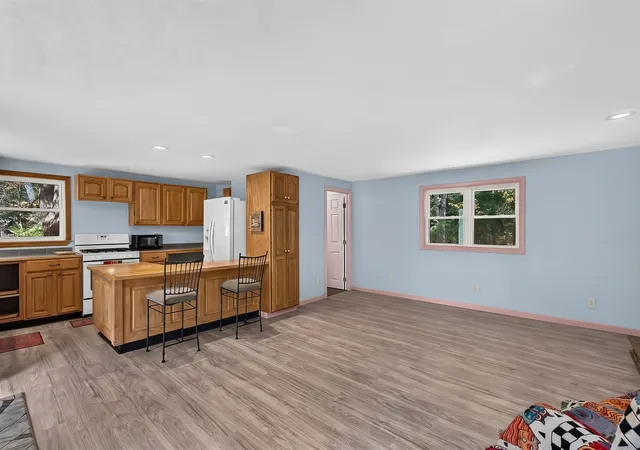 Photo 2 of Single family home for sale at 377 Tully Rd, Orange, MA 01364 | MLS# 73586995 | Listing updated on 2026-10-23
