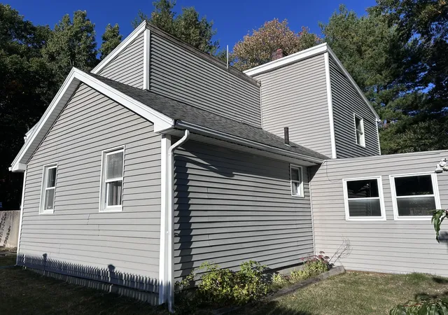 Photo 3 of Single family home for sale at 3 Plymouth St, North Reading, MA 01864 | MLS# 73587942 | Listing updated on 2026-10-14