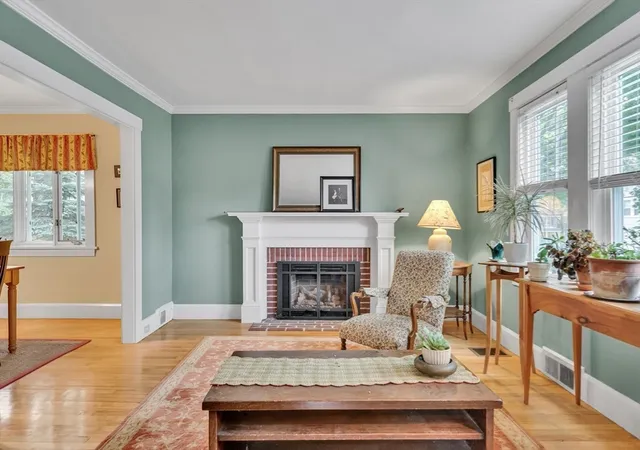 Photo 4 of Single family home for sale at 10 Vernon St, Maynard, MA 01754 | MLS# 73568875 | Listing updated on 2026-10-03