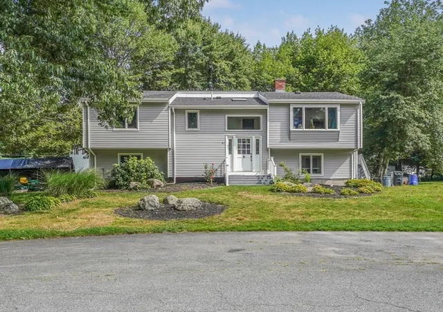 Photo 1 of Single family home for sale at 37 Slade St, Swansea, MA 02777 | MLS# 73576222 | Listing updated on 2026-09-12