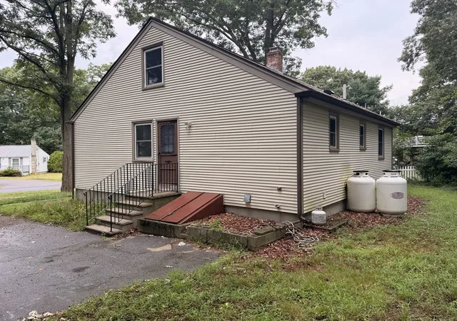 Photo 4 of Single family home for sale at 16 Assonet Blvd, Assonet, MA 02702 | MLS# 73570549 | Listing updated on 2026-09-18