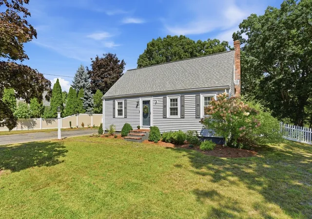 Photo 1 of Single family home for sale at 60 Bellflower Rd, Billerica, MA 01821 | MLS# 73573953 | Listing updated on 2026-09-16