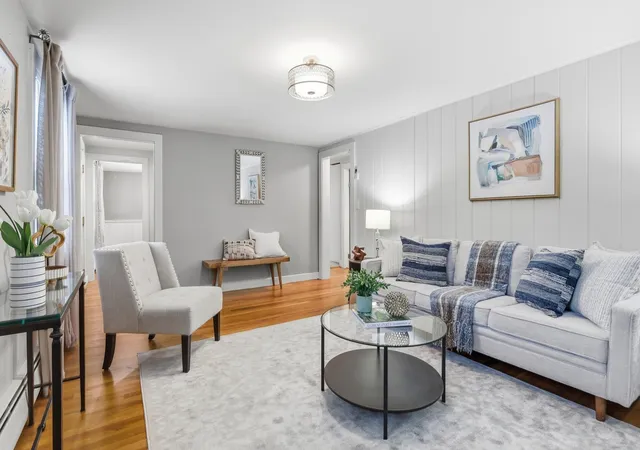Photo 3 of Single family home for sale at 60 Bellflower Rd, Billerica, MA 01821 | MLS# 73573953 | Listing updated on 2026-09-16