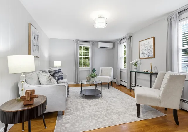 Photo 3 of Single family home for sale at 60 Bellflower Rd, Billerica, MA 01821 | MLS# 73573953 | Listing updated on 2026-09-16