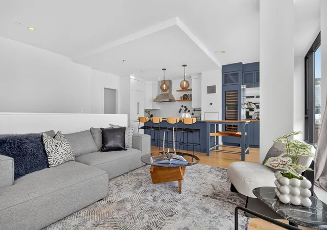 Photo 2 of Condo for sale at 346 Congress #604, Boston, MA 02210 | MLS# 73575355 | Listing updated on 2026-09-24