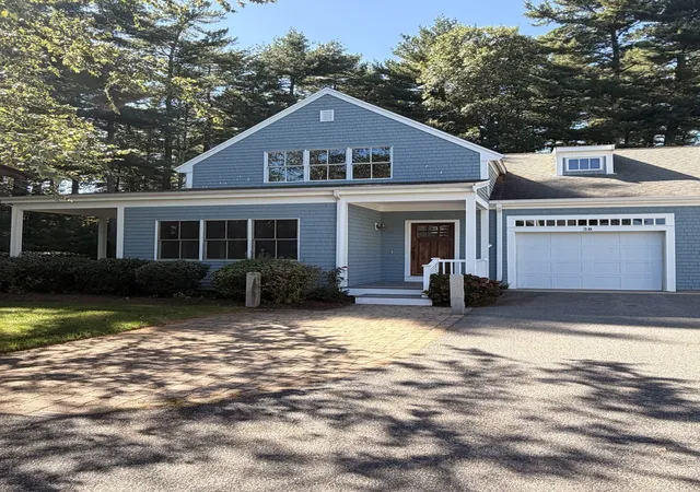 Condo for sale at 38 Hathaway Pond Cir #38, Rochester, MA 02770 | MLS# 73576476