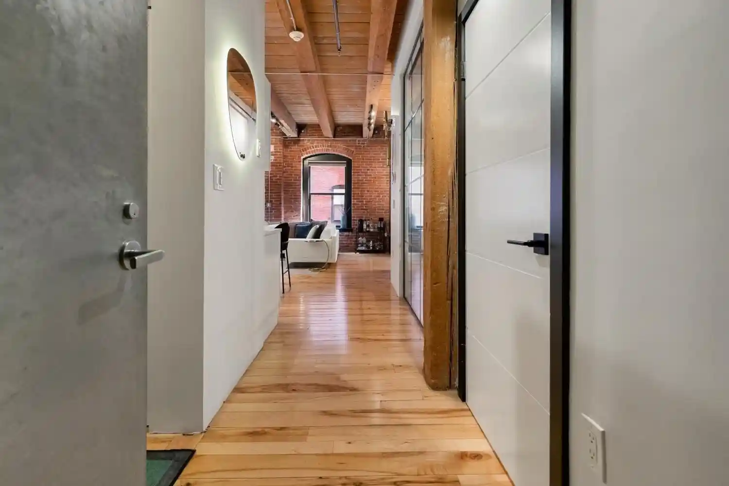 Listing Photo 2 - Condo for sale in Fort Point Place Condominium located at 21 Wormwood St, Boston, MA 02210 - Unit #422