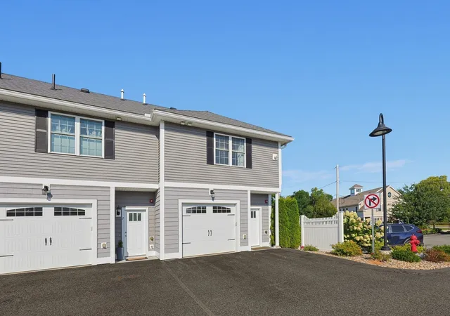 Photo 2 of Sale Pending at 5 Jerome Rd #5, Tewksbury, MA 01876 | MLS# 73572855 | Listing updated on 2026-10-03