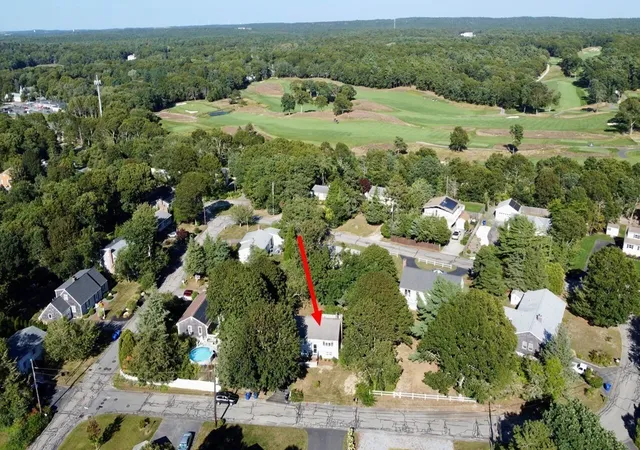 Photo 3 of Sale Pending at 3 Elizabeth Rd, Pocasset, MA 02559 | MLS# 73577166 | Listing updated on 2026-10-07