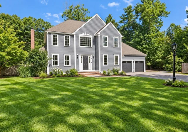 Photo 1 of Single family home for sale at 4 Bruce Rd, Holbrook, MA 02343 | MLS# 73581311 | Listing updated on 2026-10-16