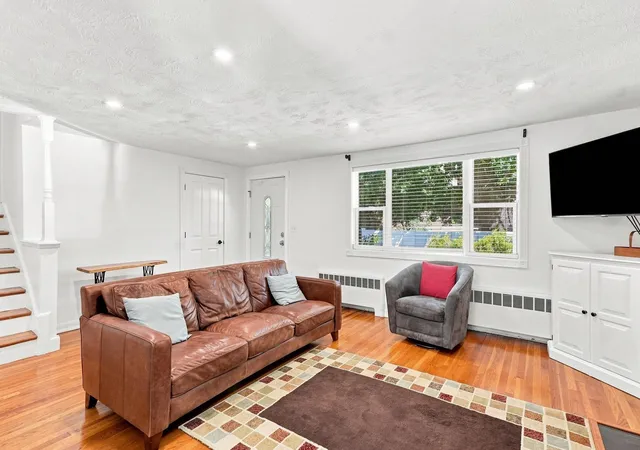 Photo 4 of Sale Pending at 346 Weston St, Waltham, MA 02453 | MLS# 73572790 | Listing updated on 2026-09-23