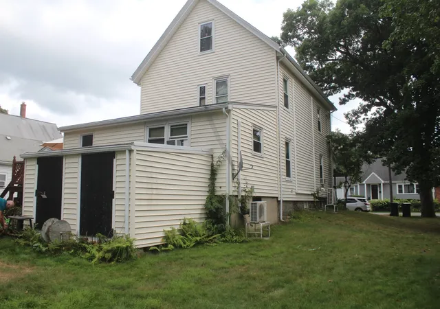 Photo 3 of Sale Pending at 171 Warren Ave, Whitman, MA 02382 | MLS# 73575751 | Listing updated on 2026-09-30