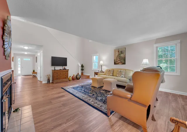 Photo 3 of Condo for sale at 36 Betsy Ross Cir #36, Sturbridge, MA 01566 | MLS# 73570865 | Listing updated on 2026-09-13