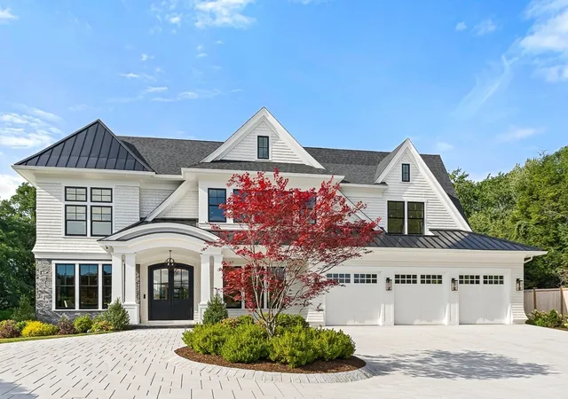 Photo 2 of Mansion for sale at 15 Vinson Cir, Winchester, MA 01890 | MLS# 73585235 | Listing updated on 2026-10-05