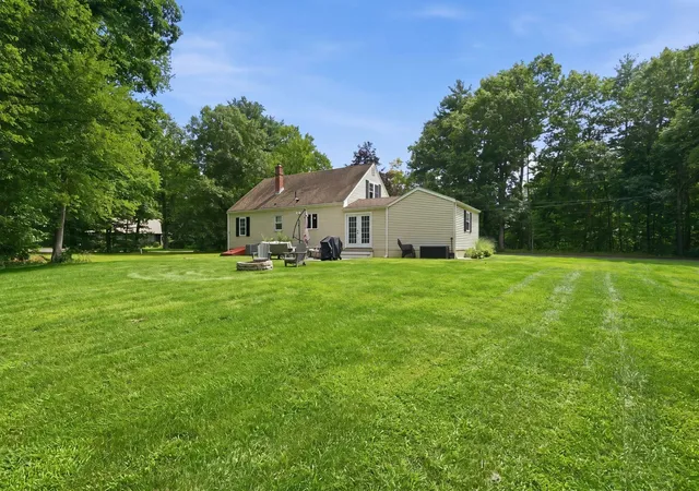 Photo 3 of Single family home for sale at 35 Charles St, Hampden, MA 01036 | MLS# 73568397 | Listing updated on 2026-09-06