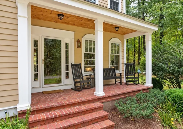 Photo 3 of Single family home for sale at 144 East St, Uxbridge, MA 01569 | MLS# 73586756 | Listing updated on 2026-10-15