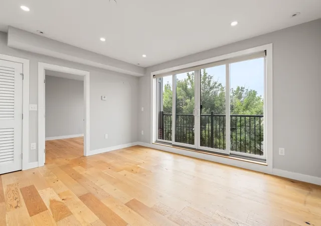 Photo 3 of Condo for sale at 10 16 Everett St #402, Boston, MA 02128 | MLS# 73575313 | Listing updated on 2026-09-14