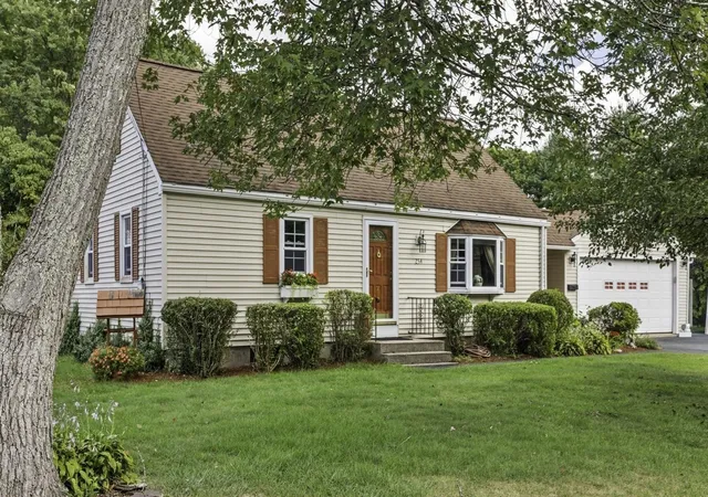 Photo 1 of Single family home for sale at 254 Mccarthy Ave, Chicopee, MA 01020 | MLS# 73576176 | Listing updated on 2026-09-11